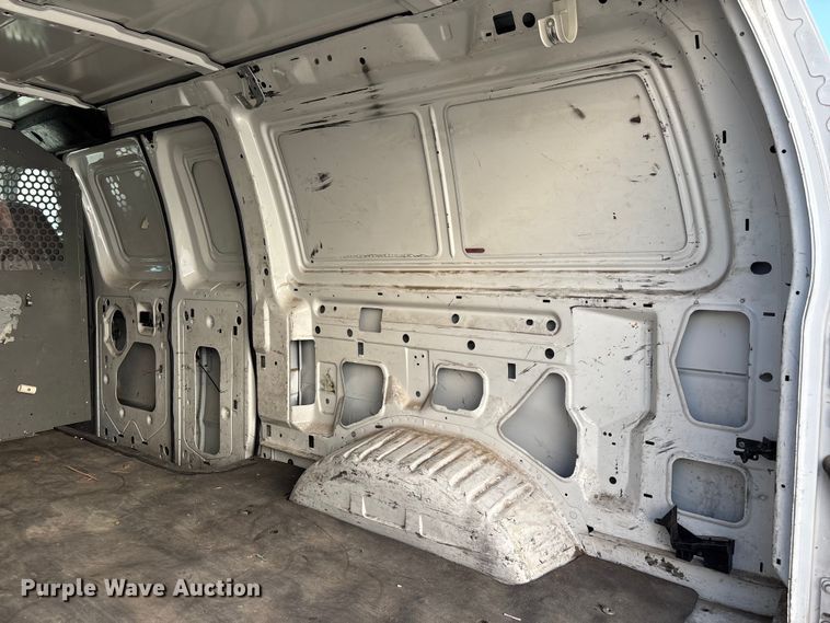 image for item ER7665 2006 Ford E250 van