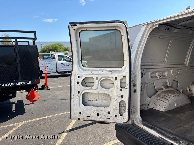 image for item ER7665 2006 Ford E250 van