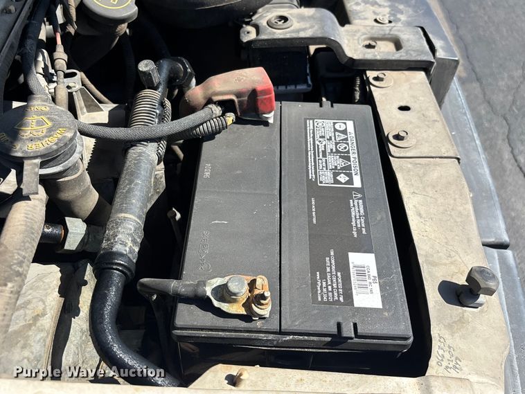 image for item ER7665 2006 Ford E250 van
