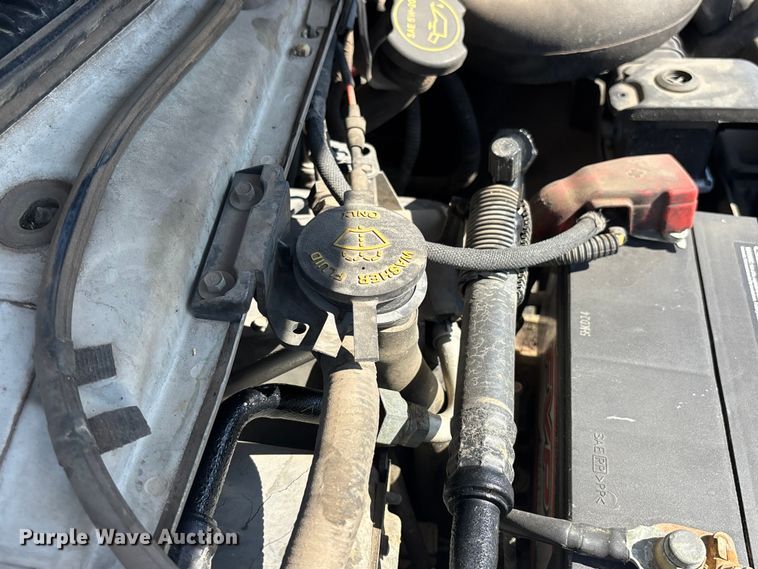 image for item ER7665 2006 Ford E250 van