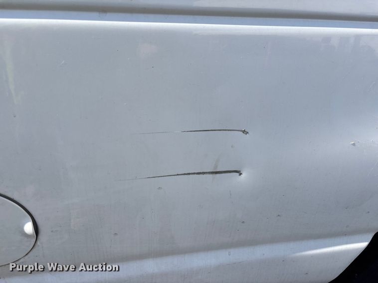 image for item ER7666 2008 Ford E250 van