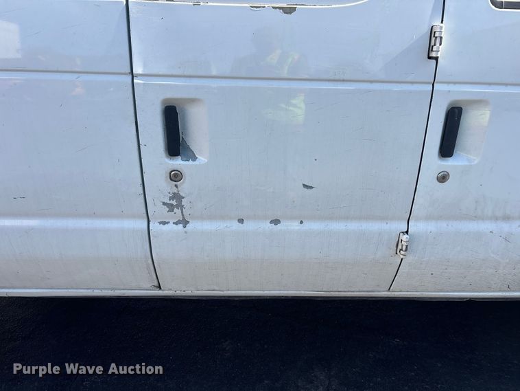image for item ER7666 2008 Ford E250 van