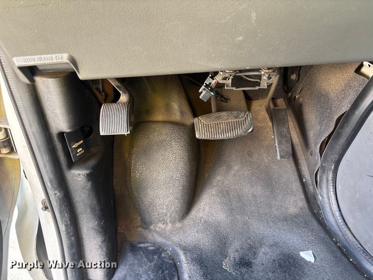 image for item ER7666 2008 Ford E250 van