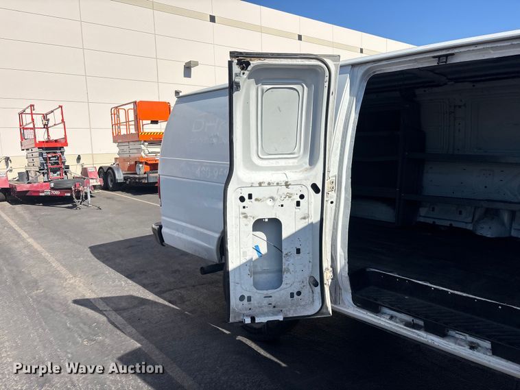image for item ER7666 2008 Ford E250 van