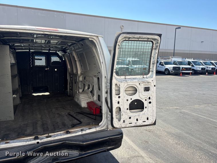 image for item ER7666 2008 Ford E250 van