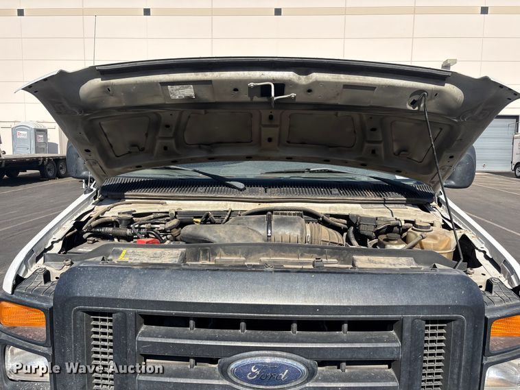 image for item ER7666 2008 Ford E250 van