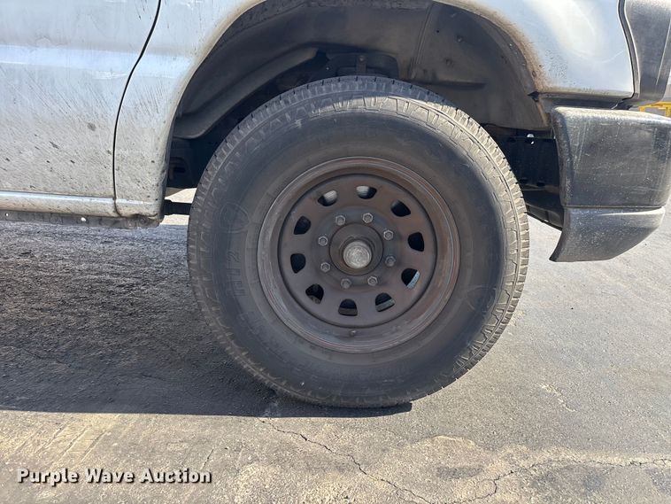 image for item ER7666 2008 Ford E250 van