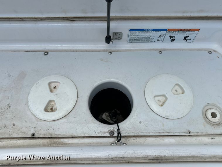 image for item ES6500 2014 Yamaha   AR192 boat