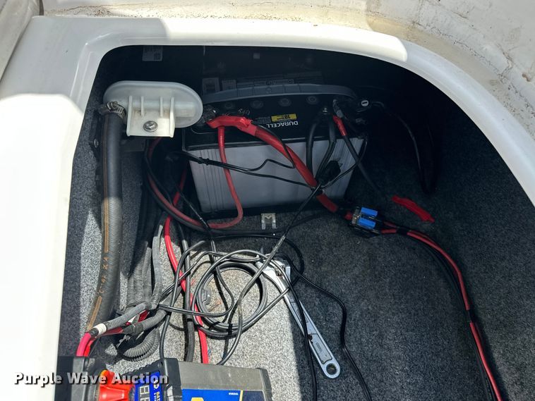 image for item ES6500 2014 Yamaha   AR192 boat
