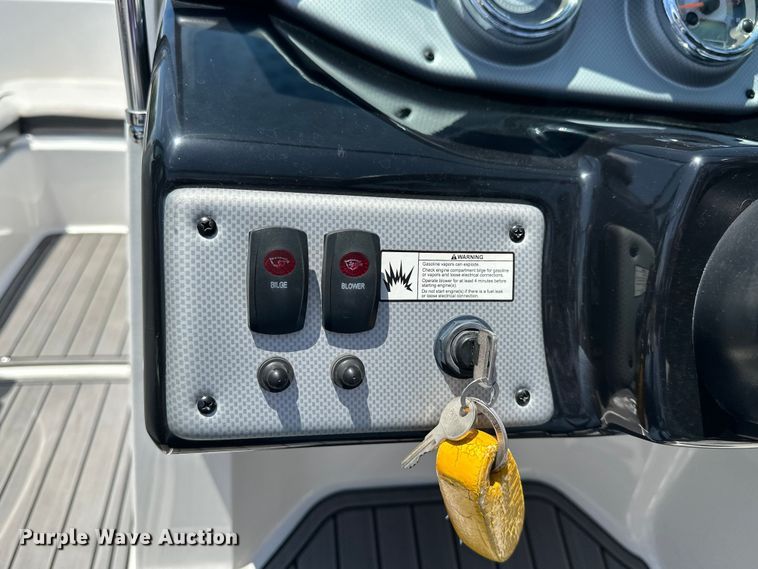 image for item ES6500 2014 Yamaha   AR192 boat