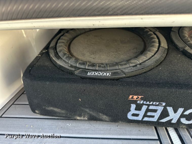 image for item ES6500 2014 Yamaha   AR192 boat