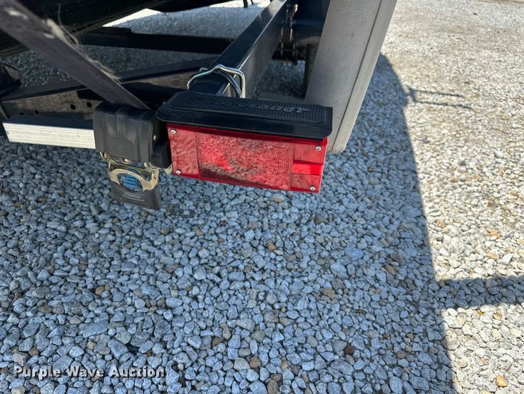 image for item ES6500 2014 Yamaha   AR192 boat