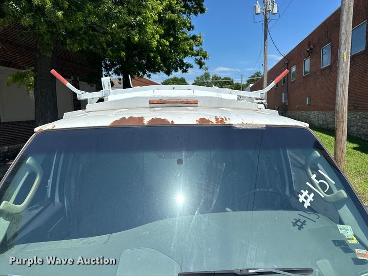 image for item ES6508 2007 Ford E350 utility van