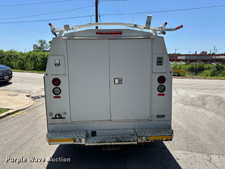 image for item ES6508 2007 Ford E350 utility van