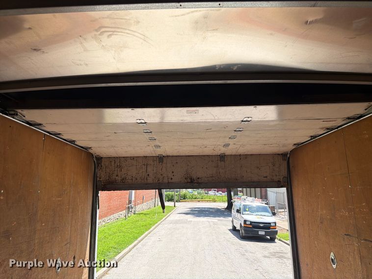 image for item ES6510 2011 Ford E350 box truck