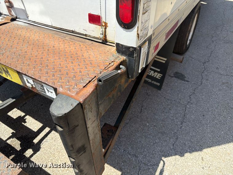 image for item ES6510 2011 Ford E350 box truck