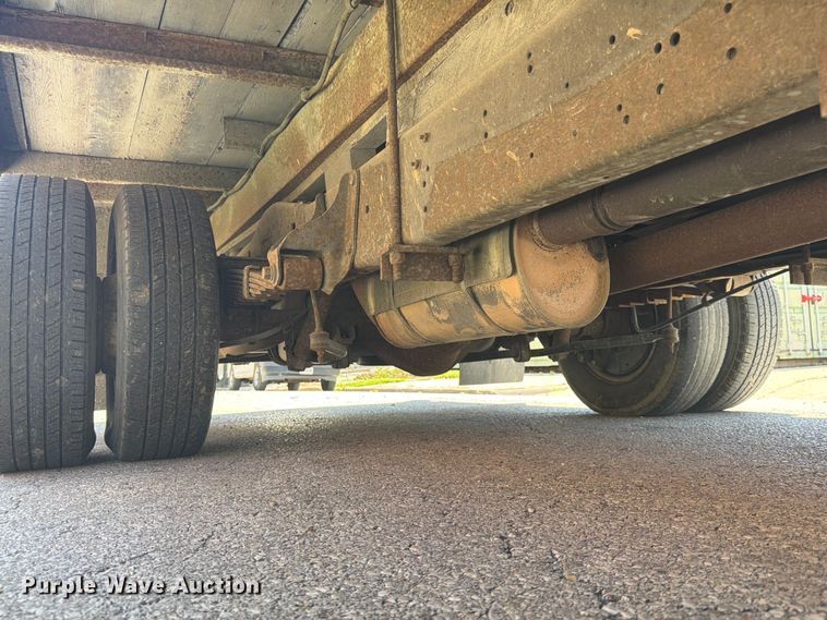 image for item ES6510 2011 Ford E350 box truck
