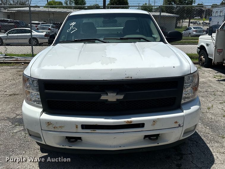 image for item ES6511 2008 Chevrolet Silverado 1500 Ext. Cab pickup truck