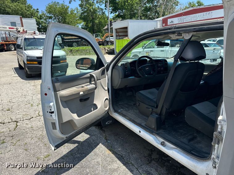image for item ES6511 2008 Chevrolet Silverado 1500 Ext. Cab pickup truck