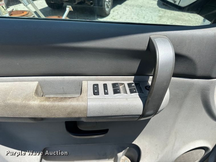 image for item ES6511 2008 Chevrolet Silverado 1500 Ext. Cab pickup truck