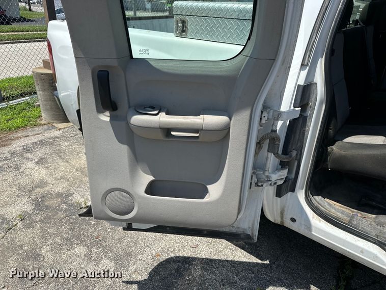 image for item ES6511 2008 Chevrolet Silverado 1500 Ext. Cab pickup truck