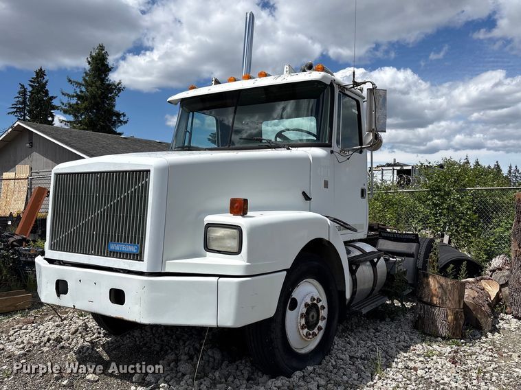 image for item ET0525 1993 White GMC WG truck