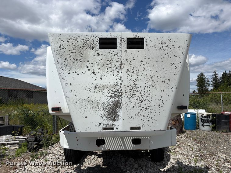 image for item ET0525 1993 White GMC WG truck
