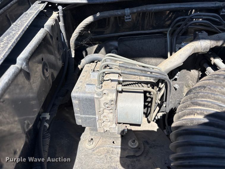 image for item ET0531 2011 Toyota Tacoma Crew Cab pickup truck