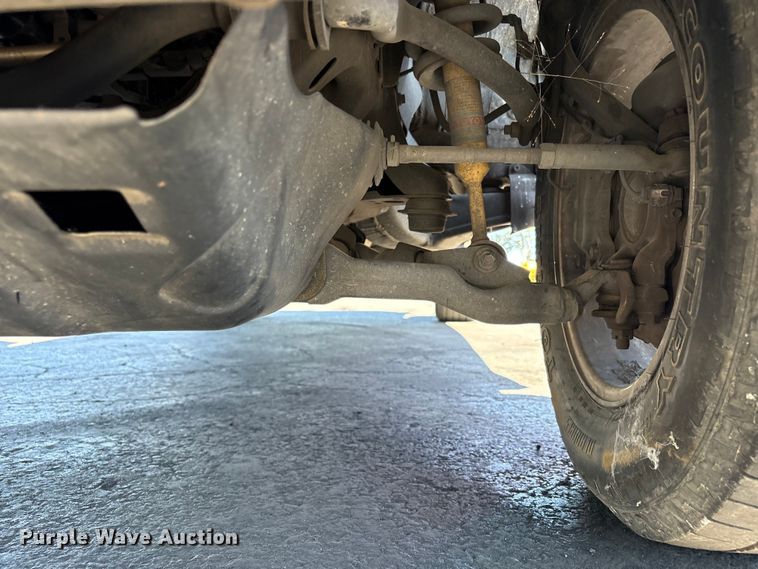 image for item ET0531 2011 Toyota Tacoma Crew Cab pickup truck