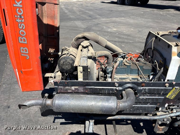 image for item ET0533 Kubota B5200 tractor