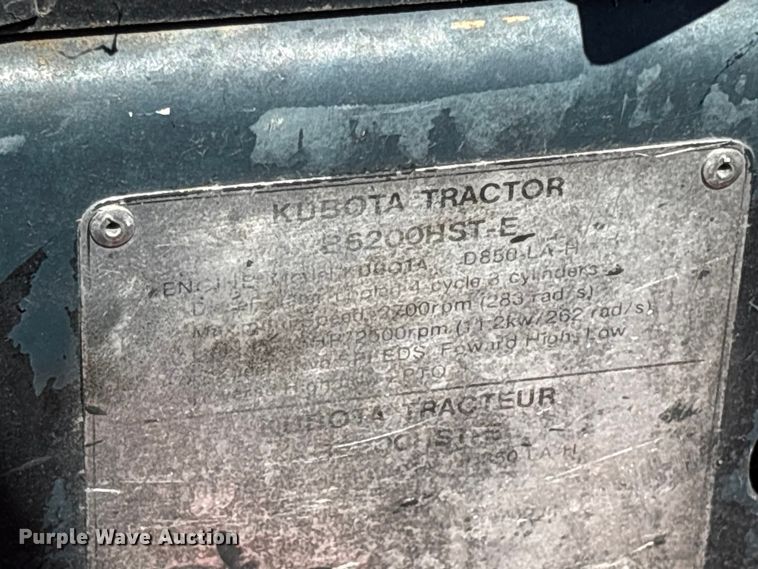 image for item ET0533 Kubota B5200 tractor