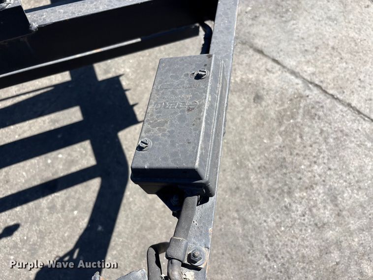 image for item ET0539 Roof Master 140 asphalt trailer
