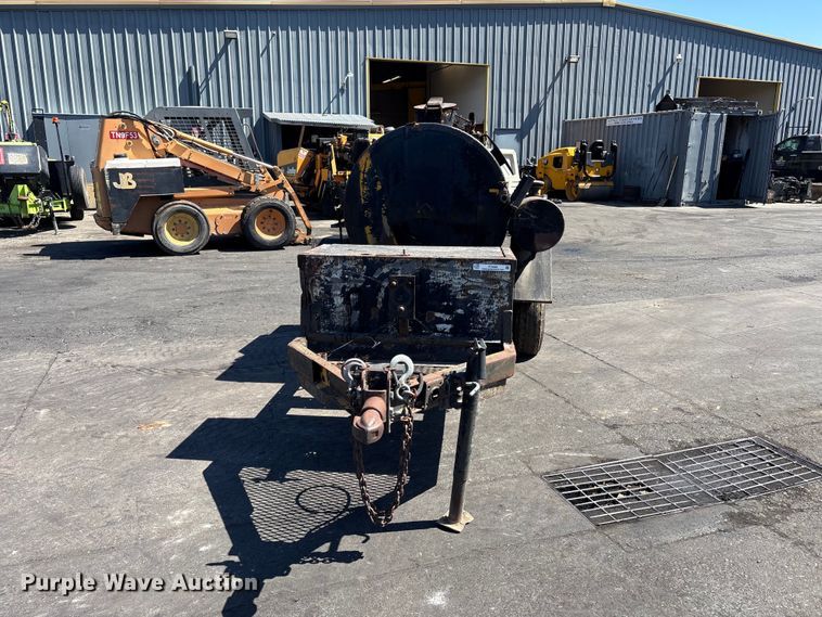 image for item ET0540 Asphalt trailer