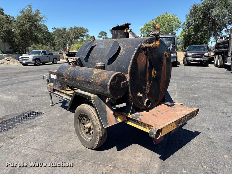 image for item ET0540 Asphalt trailer
