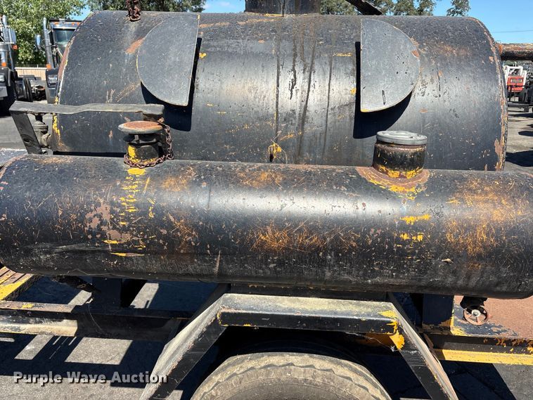 image for item ET0540 Asphalt trailer