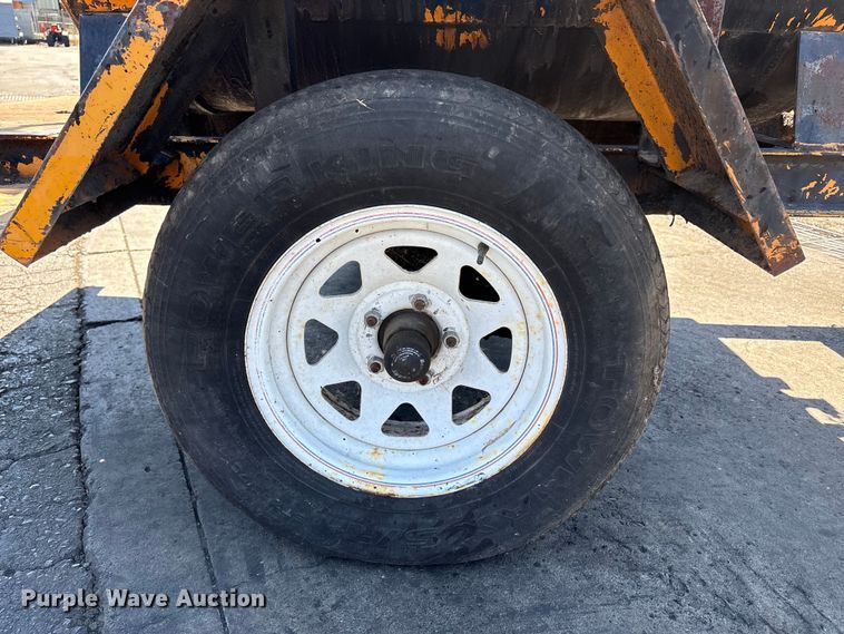 image for item ET0540 Asphalt trailer