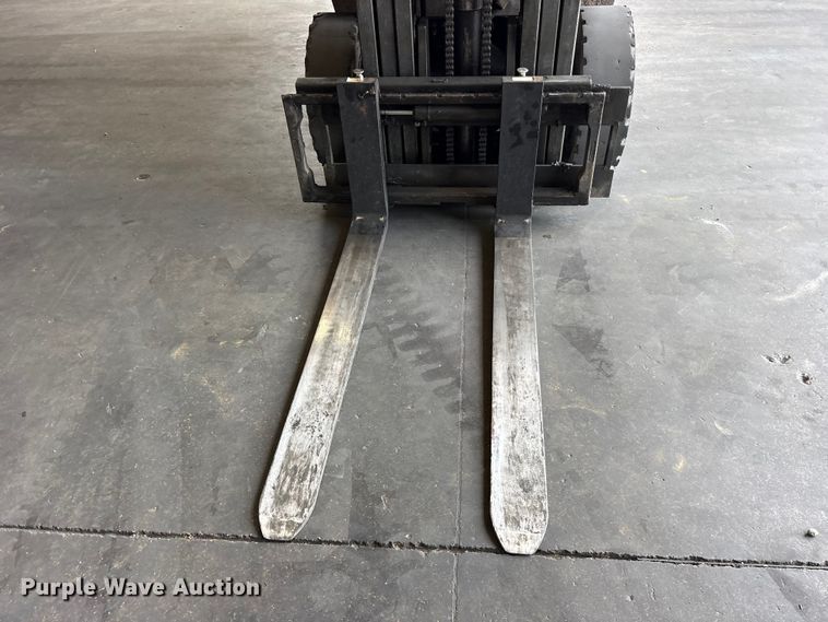 image for item ET2218 2006 Nissan PL50LP forklift
