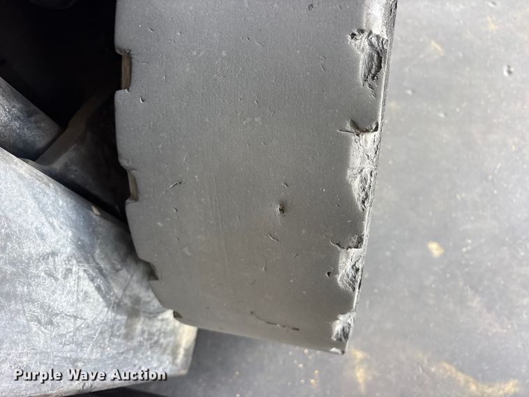 image for item ET2218 2006 Nissan PL50LP forklift