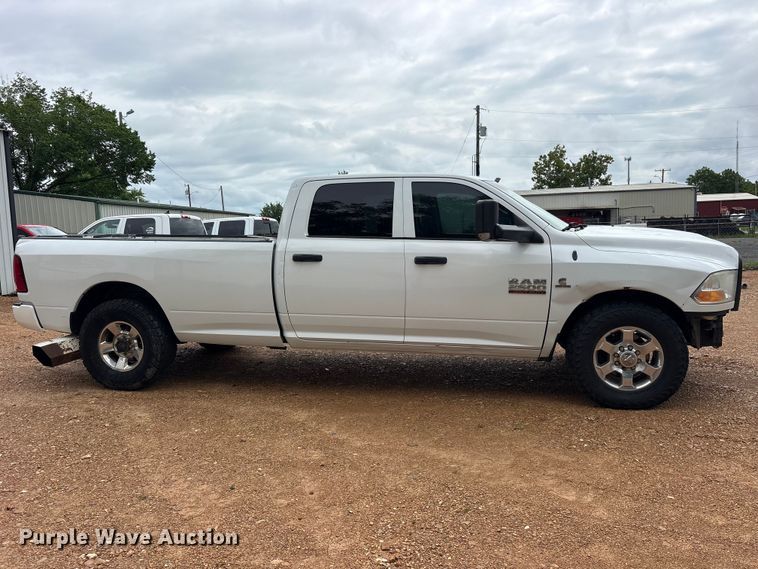 image for item ET2228 2012 Dodge Ram 2500 Crew Cab pickup truck