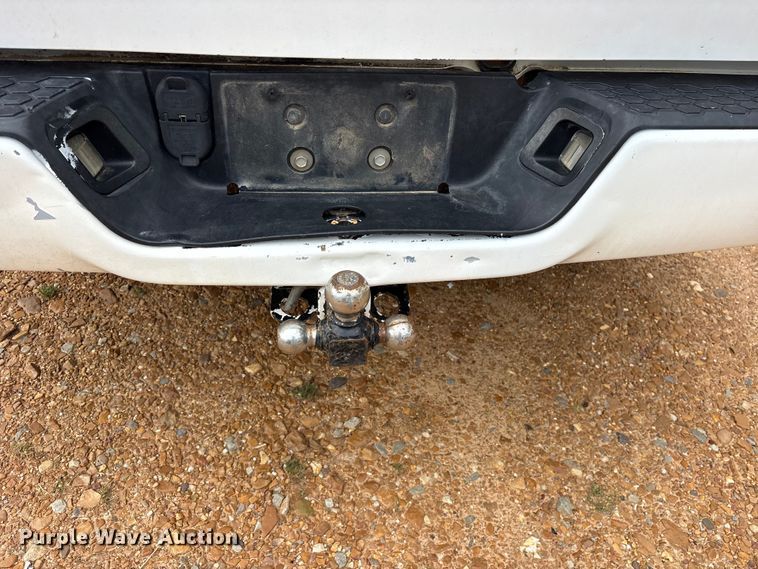 image for item ET2228 2012 Dodge Ram 2500 Crew Cab pickup truck