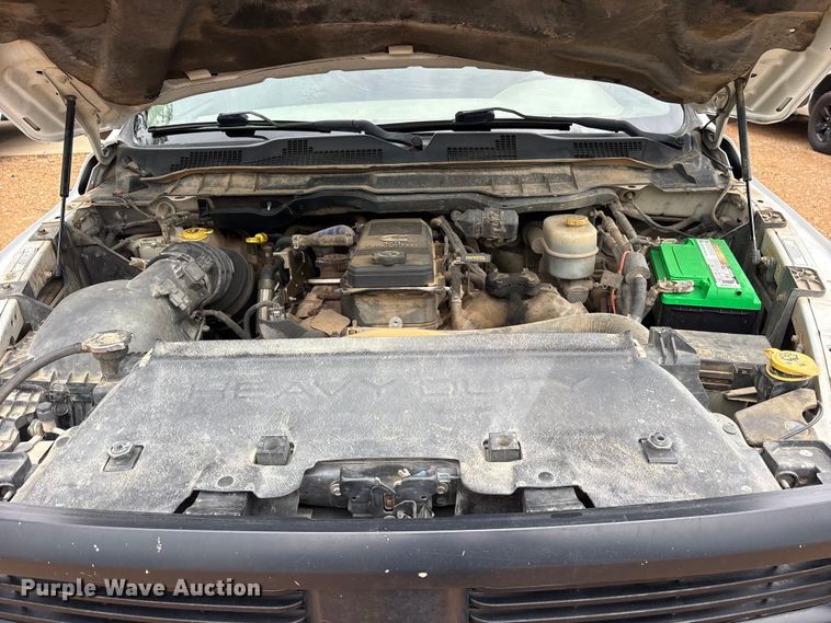 image for item ET2228 2012 Dodge Ram 2500 Crew Cab pickup truck