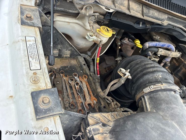 image for item ET2228 2012 Dodge Ram 2500 Crew Cab pickup truck