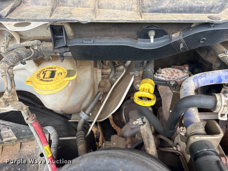 image for item ET2228 2012 Dodge Ram 2500 Crew Cab pickup truck