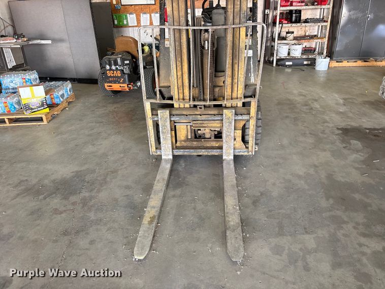 image for item ET2248 Yale GLC050RGNUAE084 forklift