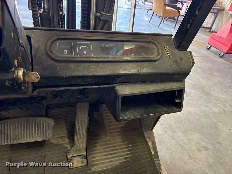 image for item ET2248 Yale GLC050RGNUAE084 forklift