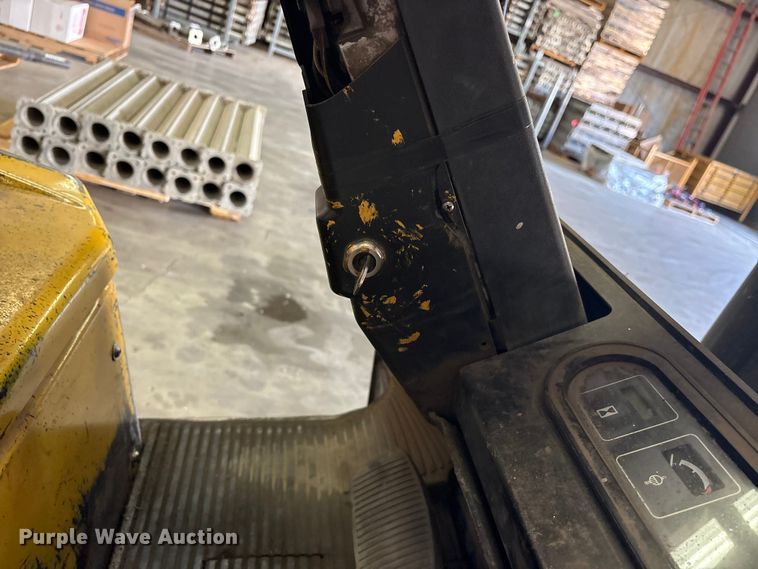 image for item ET2248 Yale GLC050RGNUAE084 forklift