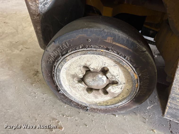 image for item ET2248 Yale GLC050RGNUAE084 forklift