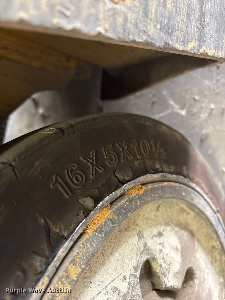 image for item ET2248 Yale GLC050RGNUAE084 forklift