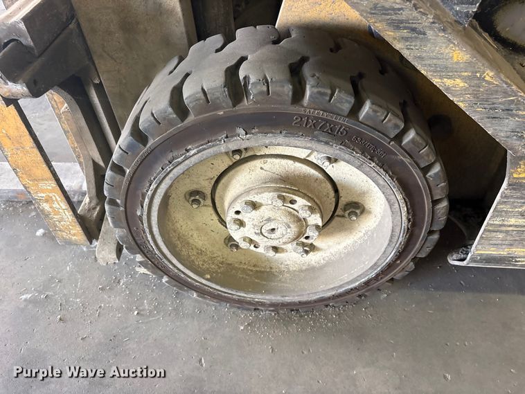 image for item ET2248 Yale GLC050RGNUAE084 forklift