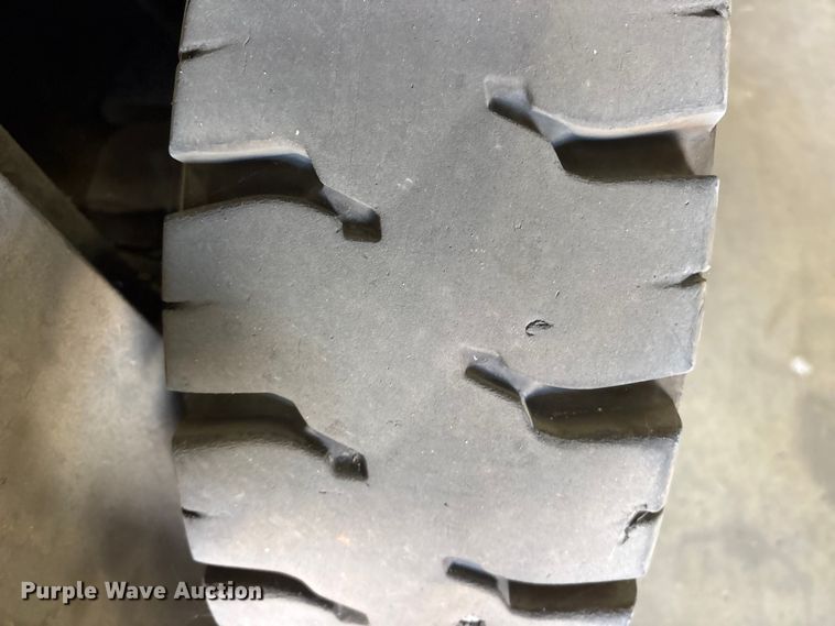 image for item ET2248 Yale GLC050RGNUAE084 forklift